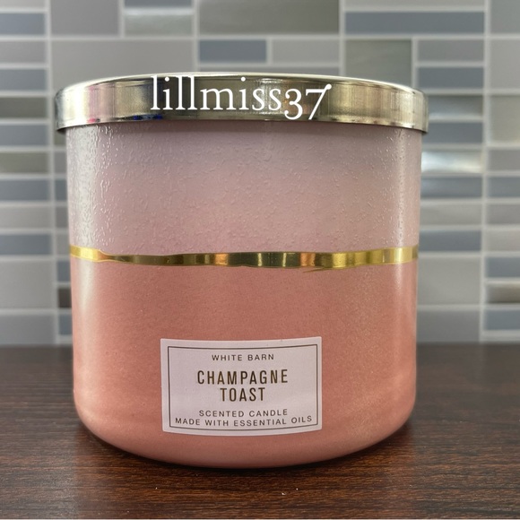 2X BRAND NEW BATH & BODY WORKS 3 WICK CANDLES CHAMPAGNE TOAST AND FROZEN LAKE - Picture 4 of 6